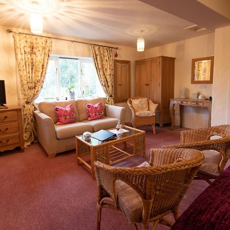 Magpies Lodge Slinfold Eksteriør bilde