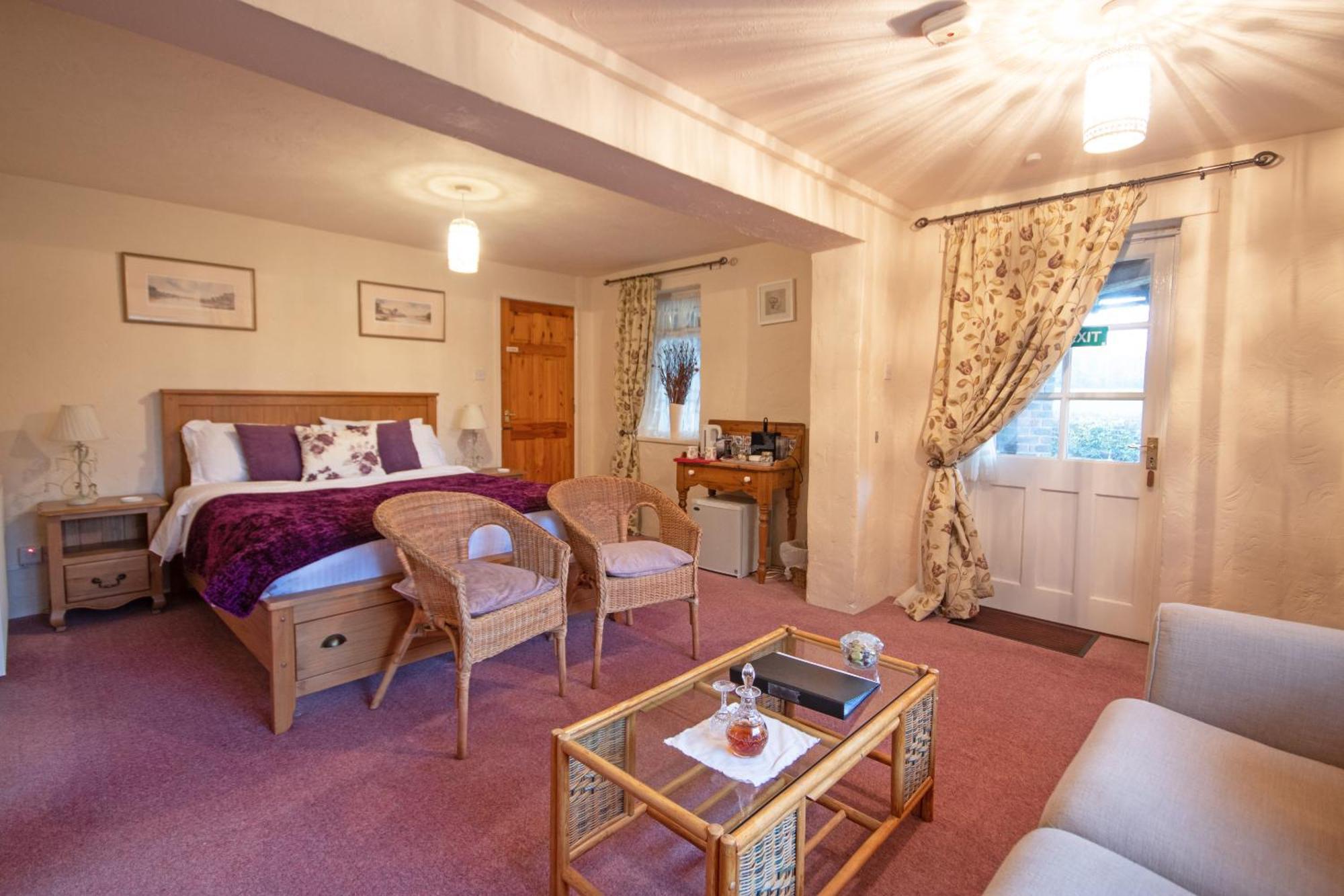 Magpies Lodge Slinfold Eksteriør bilde