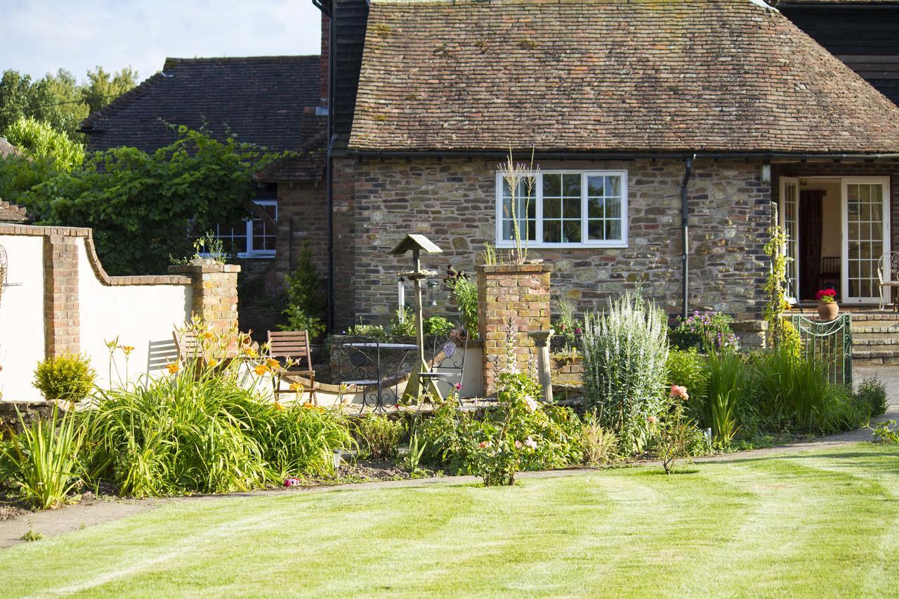 Magpies Lodge Slinfold Eksteriør bilde